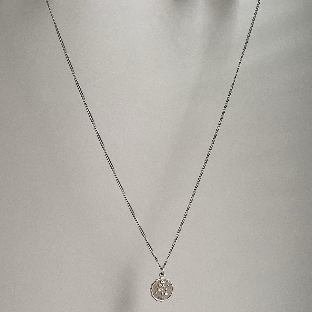 Libra Zodiac dainty pendant charm necklace New vintage STER silver - Picture 5 of 15